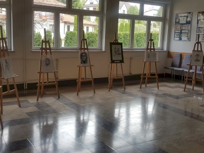 Wystawa artystyczna ucznia Karola Wnękowskiego